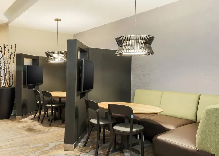 Courtyard By Marriott Pittsburgh Downtown
