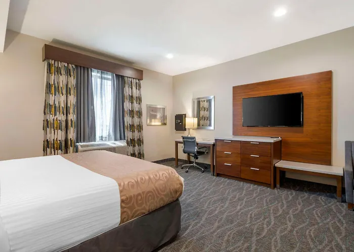 Best Western Plus Gardena-Los Angeles Inn & Suites