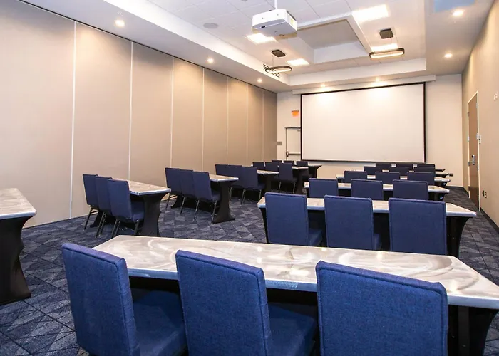 Courtyard By Marriott Rapid City