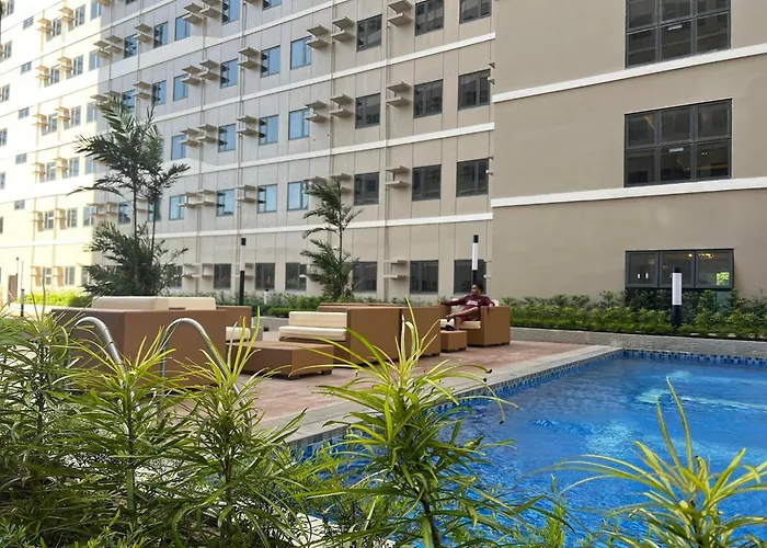Smdc Green 2 Staycation, The Traditional & Modern Fusion Condo