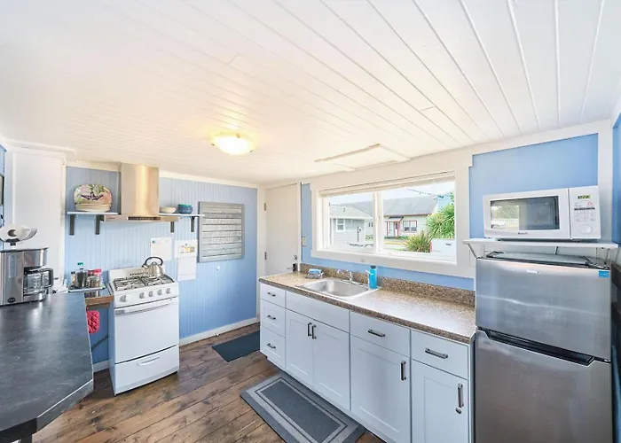 Beachside Bungalow #6