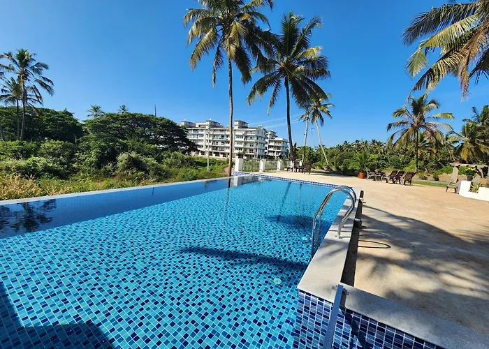 Beach Bliss Apartment Hotel - 7 Minutes Walk To Beach