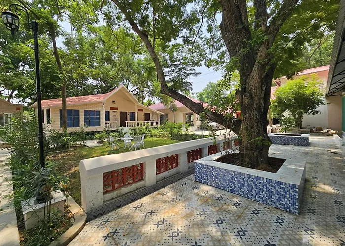 Santiniketan Retreat, Bolpur