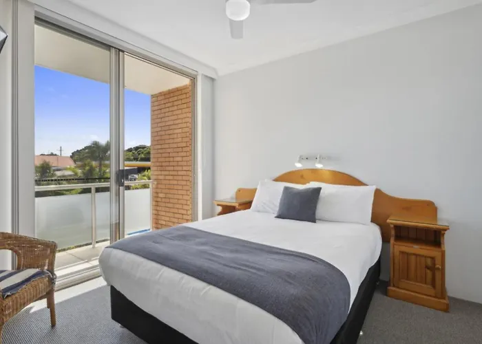 Ocean Parade 6 - Affordable, Pool, Spa, Beach, Bbq