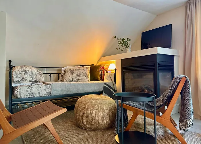 Hideaway Inn Maine