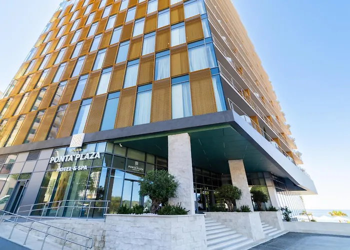 Hotel Ponta Plaza Conference & Spa