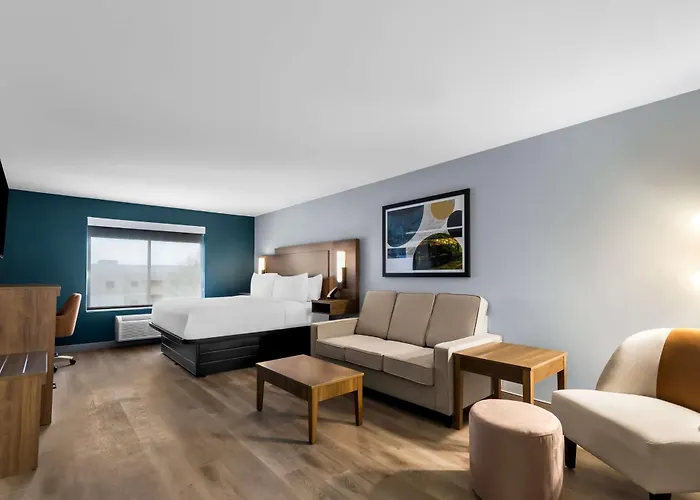 Best Western Plus Fenton