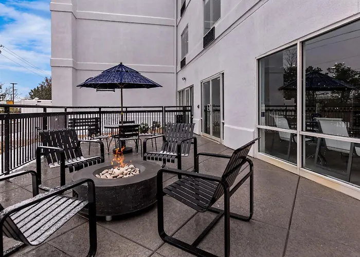 Best Western Plus Fenton