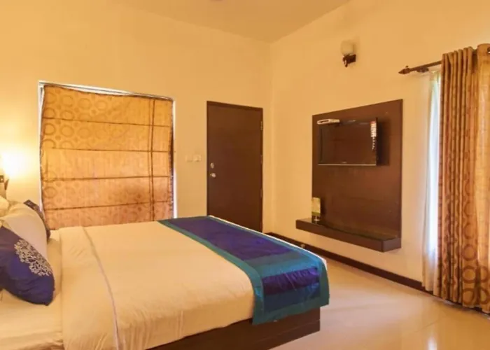 Goldfield Club & Lake Resort, Kumarakom