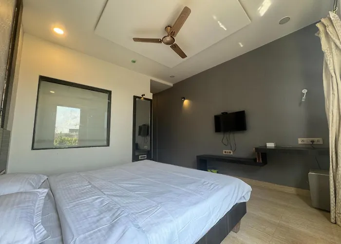 Zestin Hill Resort Lonavala