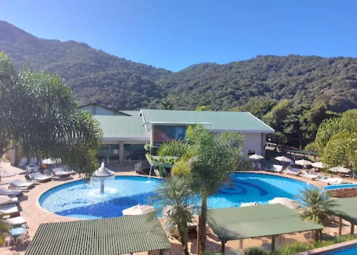 Capivari Ecoresort Residence