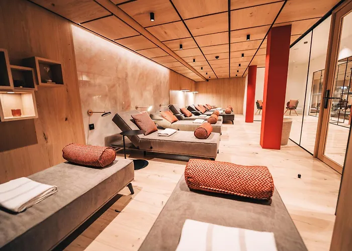 Swiss Alpine Hotel Allalin