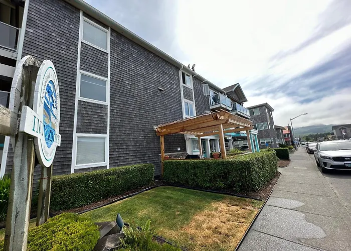 Inn At The Shore