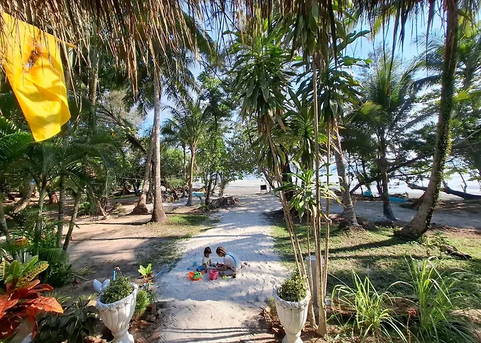 Baan Suan Kayoo 1 Long Beach Aow Yai