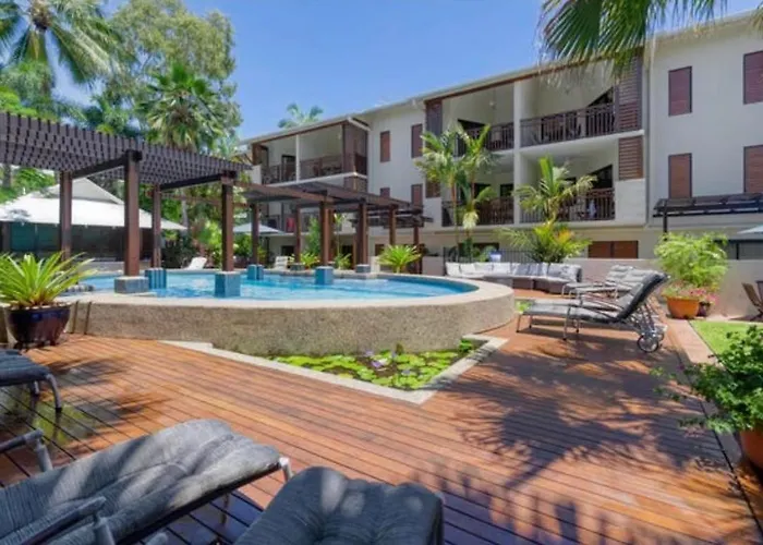 Charming 1 Bedroom Apt - Close To Town & Beach