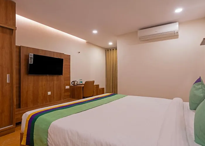 Treebo Purva Crest, Gachibowli Dlf