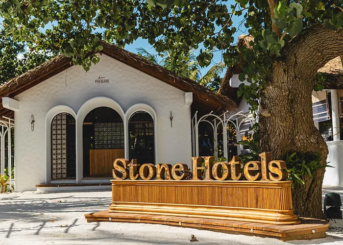 Stone Hotels Dhiffushi
