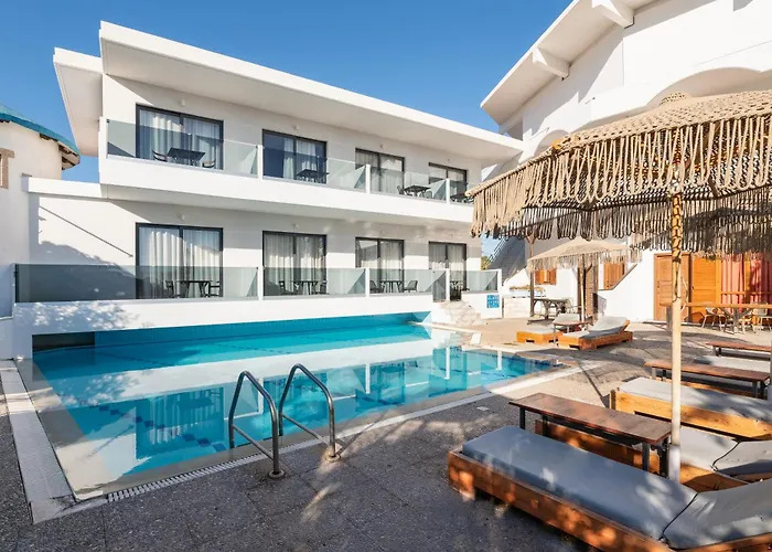 Aquarius Beach Hotel