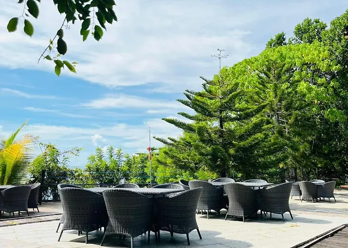Kasuari Valley Beach Resort