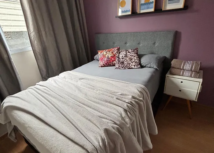 Apartamento Inteiro com garagem