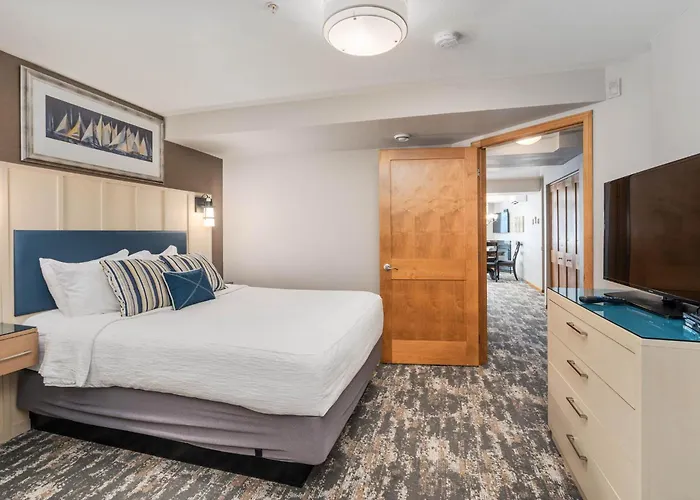 Beacon Pointe On Lake Superior