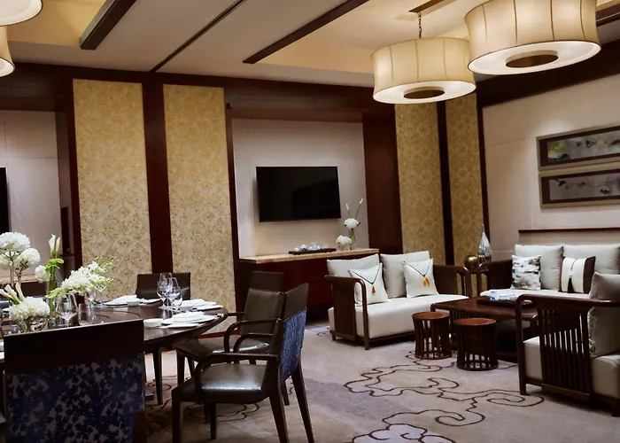 Renaissance Wuhan Hotel