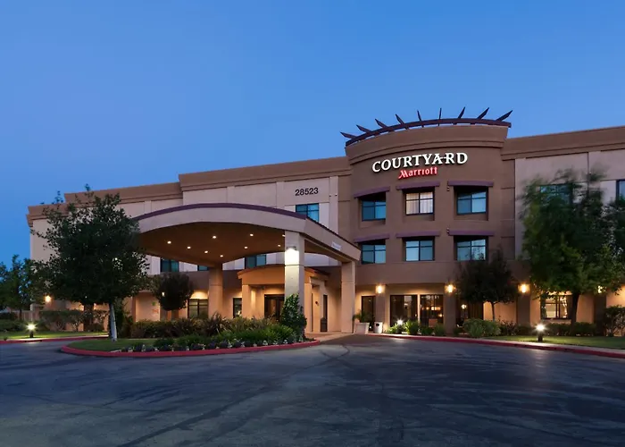Courtyard By Marriott Santa Clarita Valencia