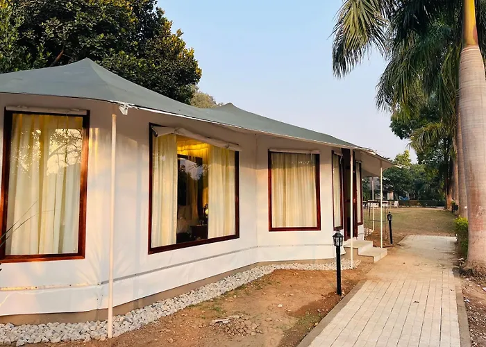Click Resort Corbett Tiger Den