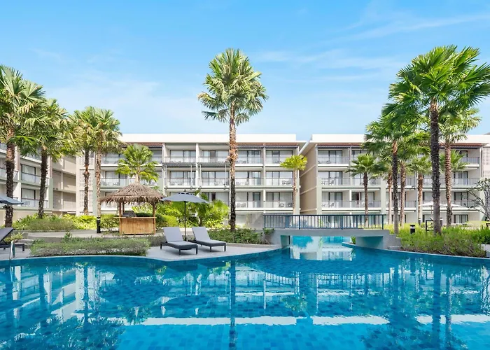 Le Meridien Khao Lak Resort & Spa