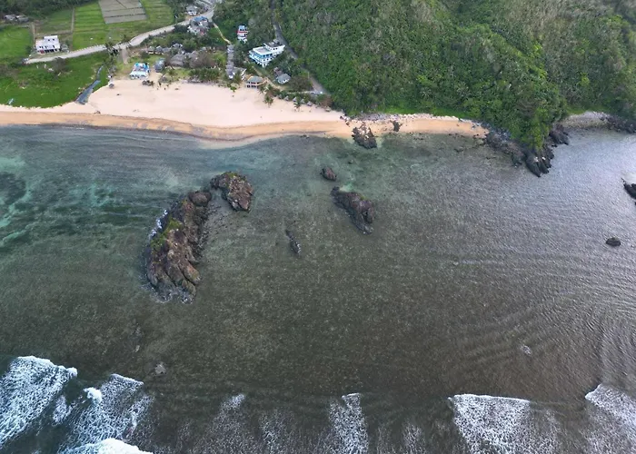 A-Frame Cottage 1, Puraran Surf Resort