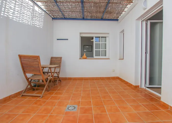 Apartamentos Casa Yoli Maro