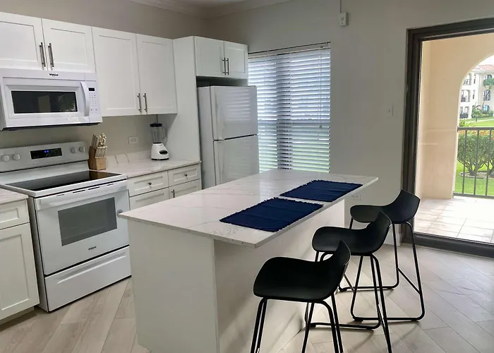 Oceanfront Condo On Seven Mile Beach