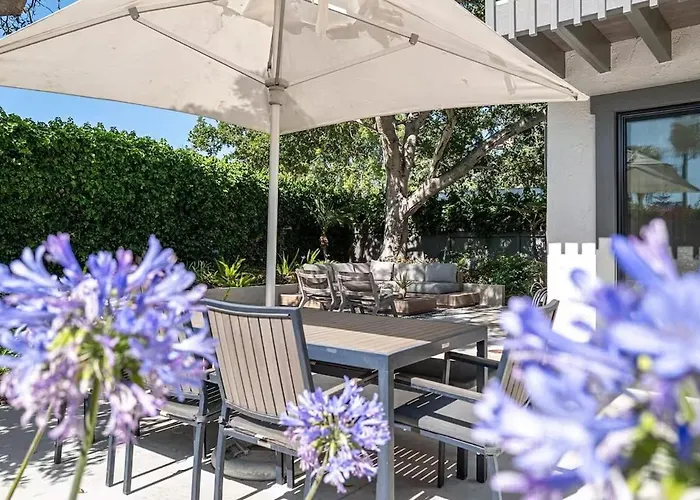 Montecito-Chic Beachside Retreat