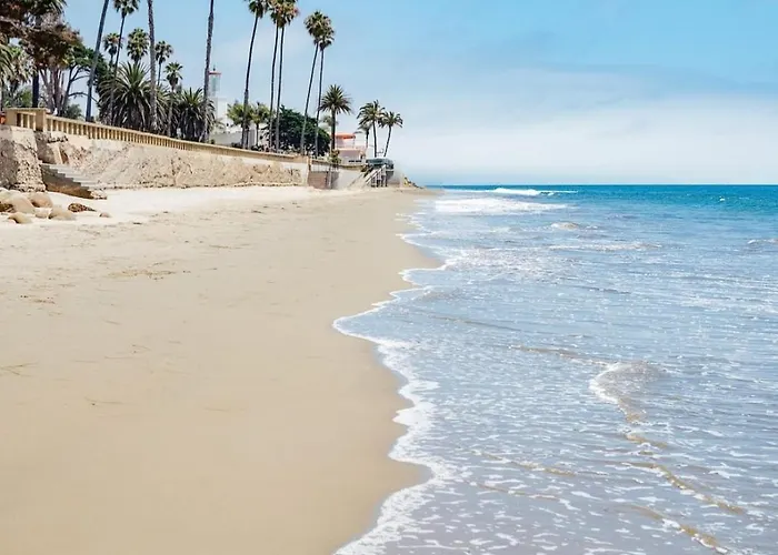 Montecito-Chic Beachside Retreat