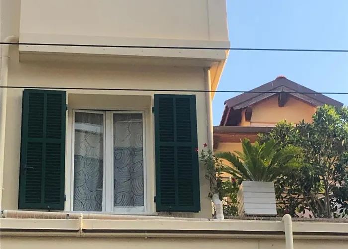 Affitta Camere Borgo Marina