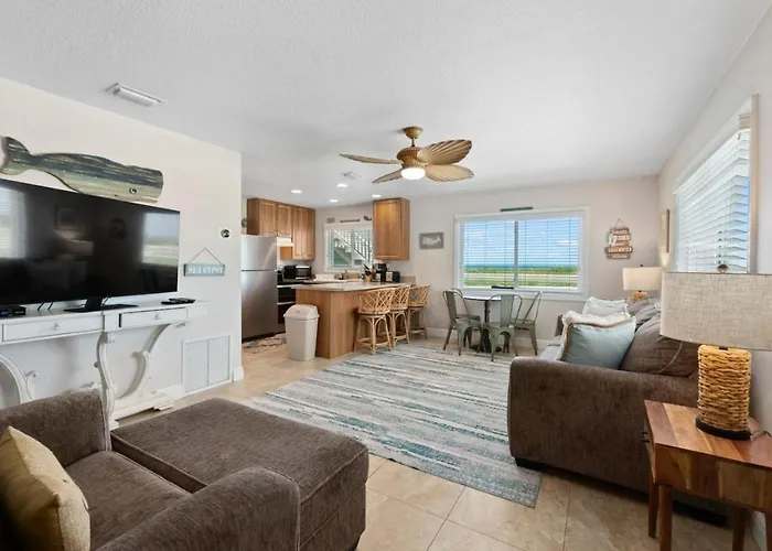 Steps To Flagler Beach! Cozy 1-Br Oceanfront Retreat Dog-Friendly