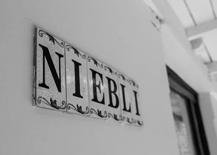 Niebli Historical Farm And Lodge At Pululahua Volcano