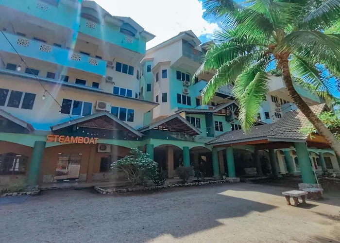 Virgo Batik Resort Teluk Batik Lumut