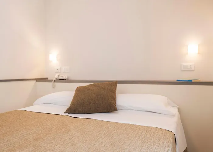 Echotel