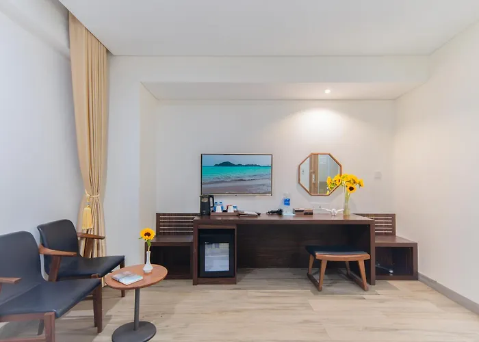 Emerald Bay Hotel & Spa Nha Trang