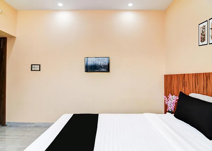 Super Hotel O Dumdum Thana More Formerly Bimla Regency