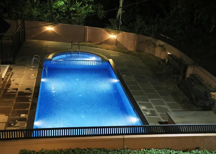 Luxe Rivage Suites