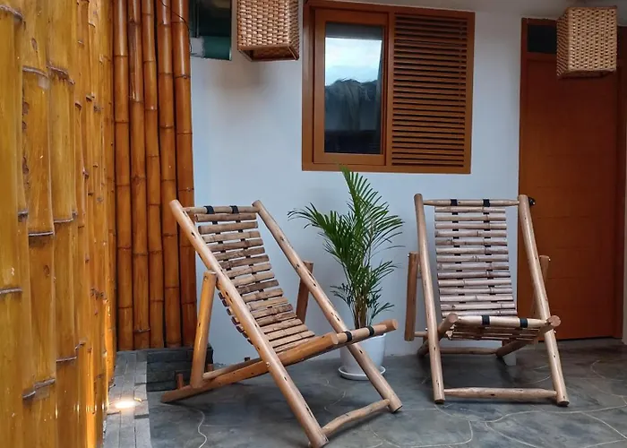 Hotel Chicama Home And Lounge