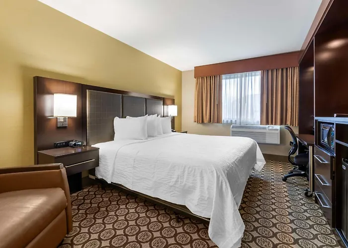 Best Western Plus Inntowner Madison