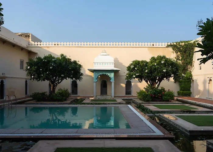 Rovers Luxe Stay - Sardargarh Heritage Fort, Near Udaipur