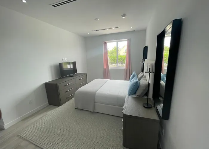 Palm Cay Marina, Resort & Spa
