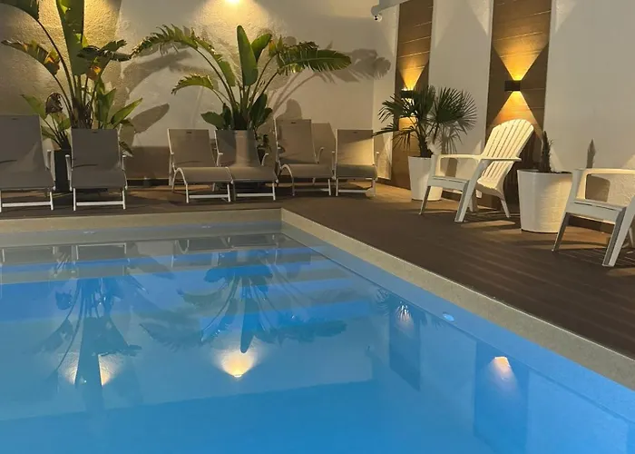 Patio C'Un Casinhas