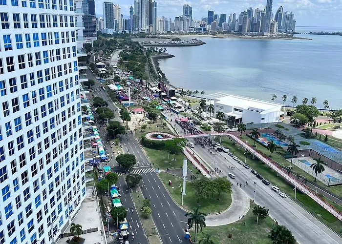 A Resort Style Apartment With Ocean Views With Two Bedrooms