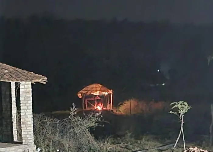 Neels Camp Resorts