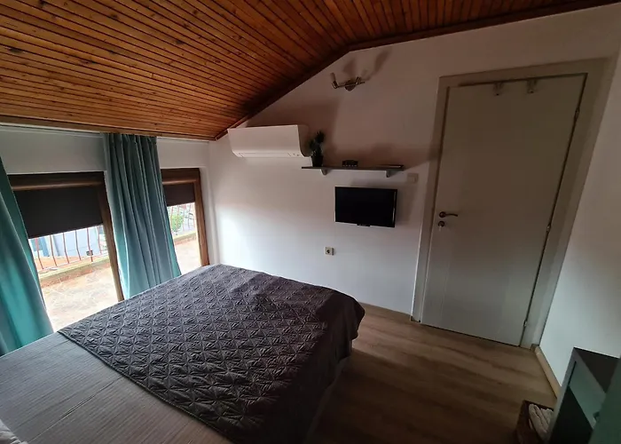 Guest House Lambovi